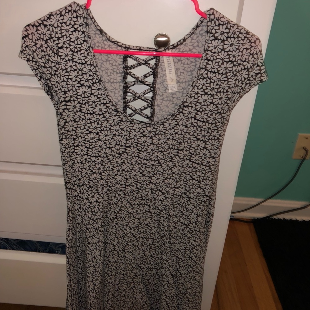 sunflower dress (laced up in the back)